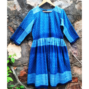 Crisp and smart Indigo -  White gathered  Shibori dress. - 1