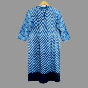 A beautiful & vibrant mid length kurta with a variable zig zag shibori design -1