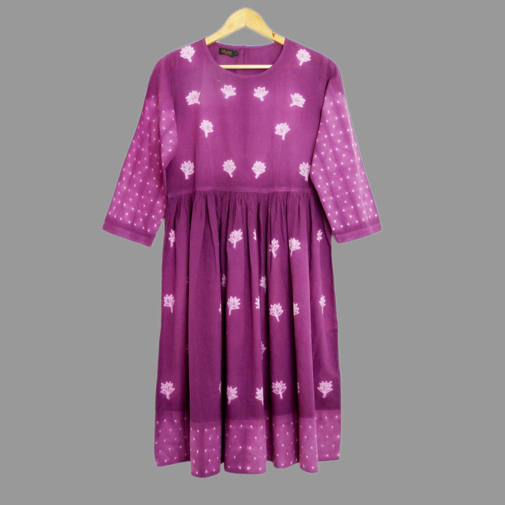 This gathered dress in a delicious wine color,  with shibori flowers sprinkled all over, is perfect for a stylish  summer day - 1