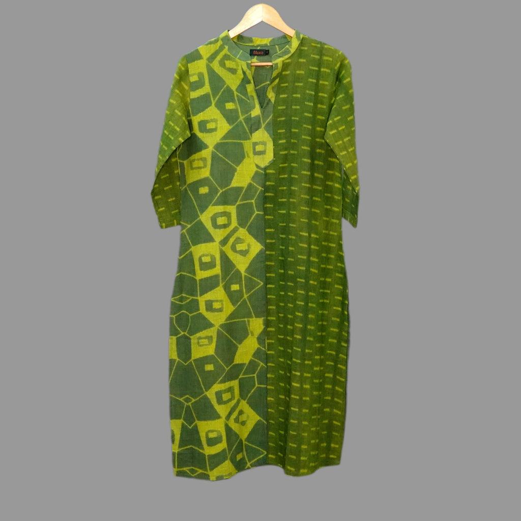 This Light & deep green shibori  kurta with an abstract geometric mosaic &  Dashes design is as comfortable as it is cool to wear - 1