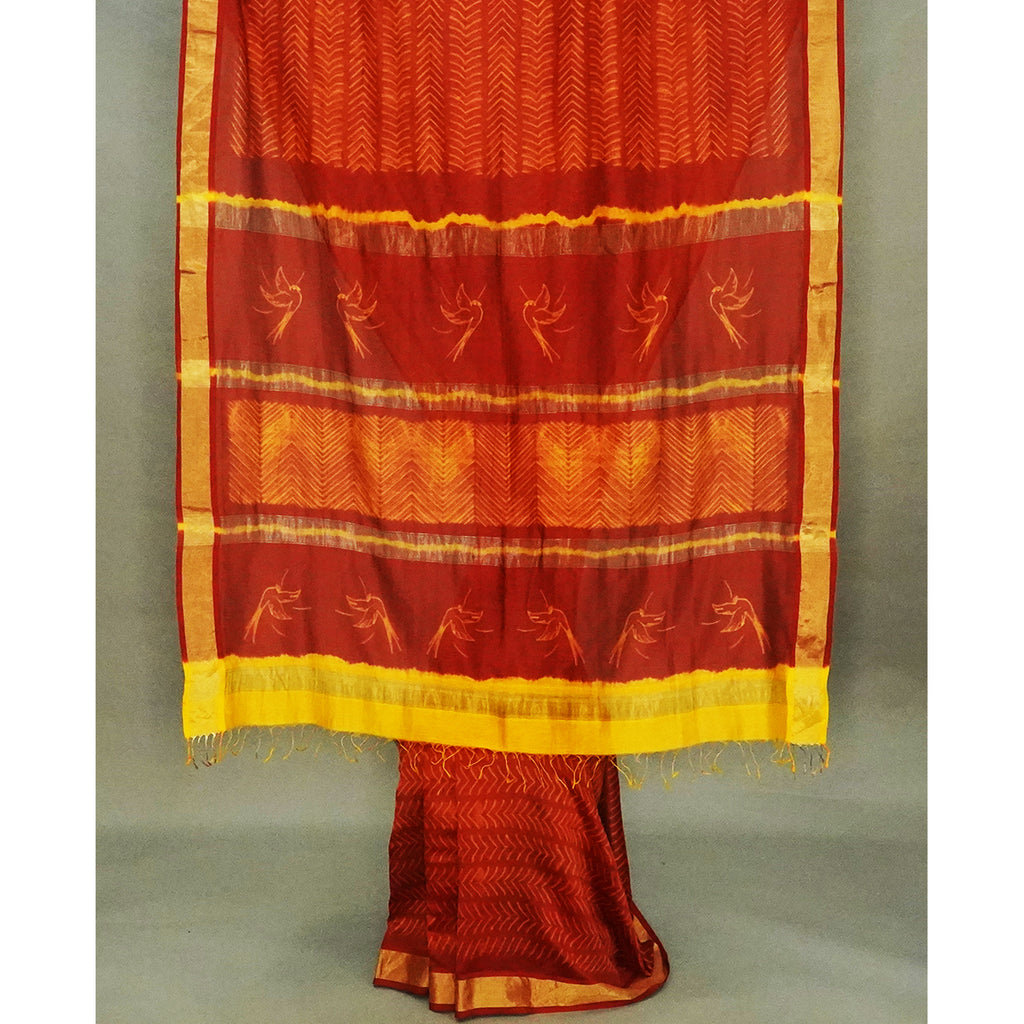 Golden yellow and bright red maheshwari saree with elegant geometric allover body & vibrant flying parrots on the pallu - 1