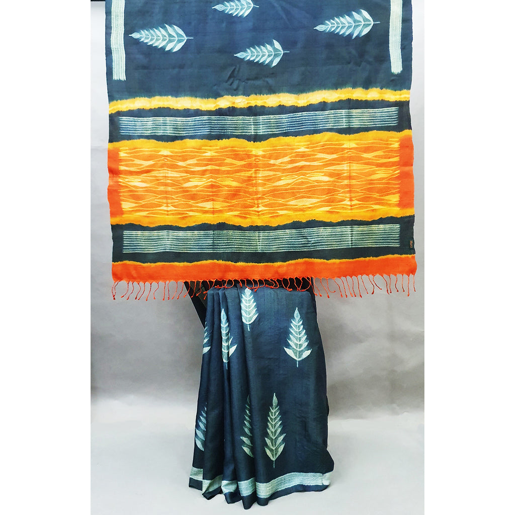 Elegant Tassar shibori saree with Tree motifs on the body - 1