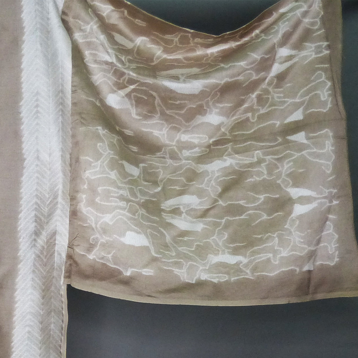 Summer - perfect Beige heavy shibori kurta fabric with sleeves - 3