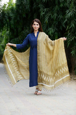 Khaki Zigzag Shibori Zari Edge Silk Kota Dupatta - 1